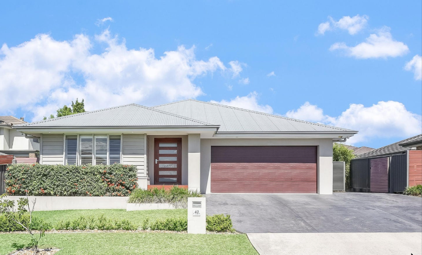 Spacious Oran Park Home –